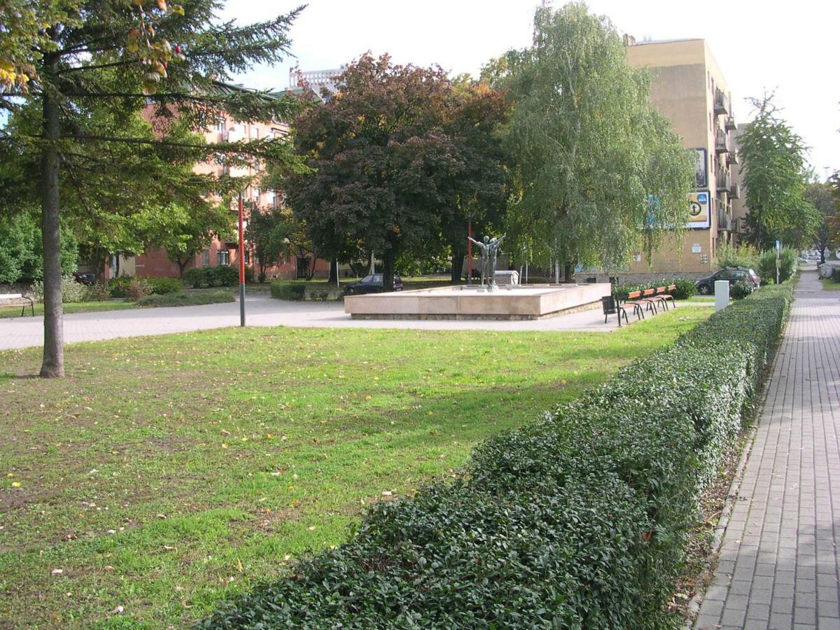 Startpont Apartman Pécs Extérieur photo